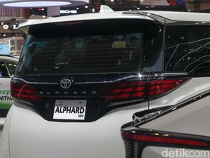 Bukan Mobil Buat Kaum Mendang-mending, Segini Pajak Toyota Alphard Hybrid