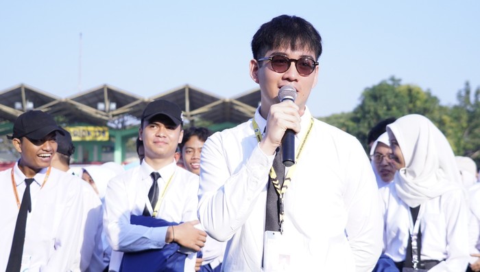 Amadeo, mahasiswa ITS peraih nilai UTBK tertinggi 2023.