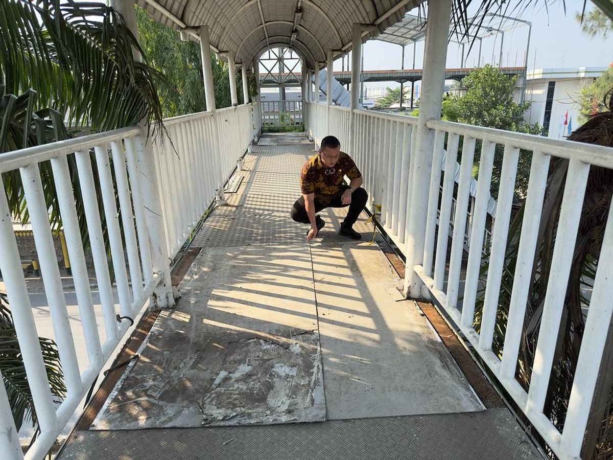 Pelat Besi JPO Dicuri, Kenneth DPRD DKI: Dinas Bina Marga Kurang Pengawasan