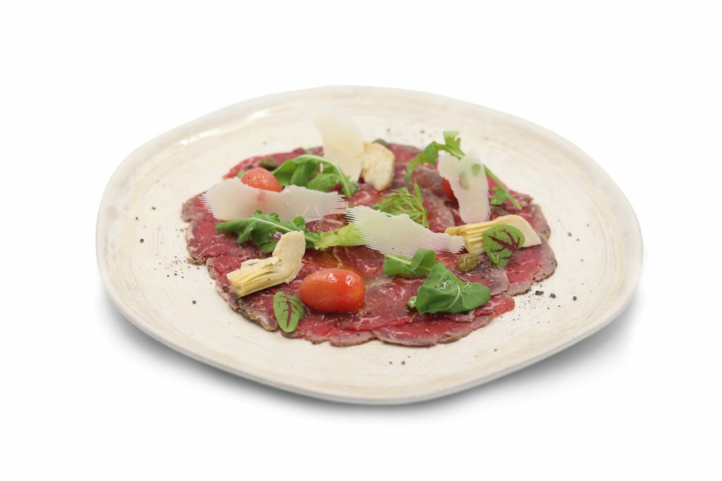 Beef Carpaccio hingga Ravioli Istimewa di Resto Pemandangan Ketinggian Bandung