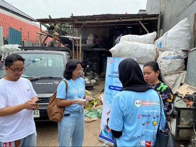 BRI Life Peduli Lingkungan Untuk Kurangi Sampah