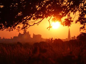 Semburat Sunrise Memukau dari London