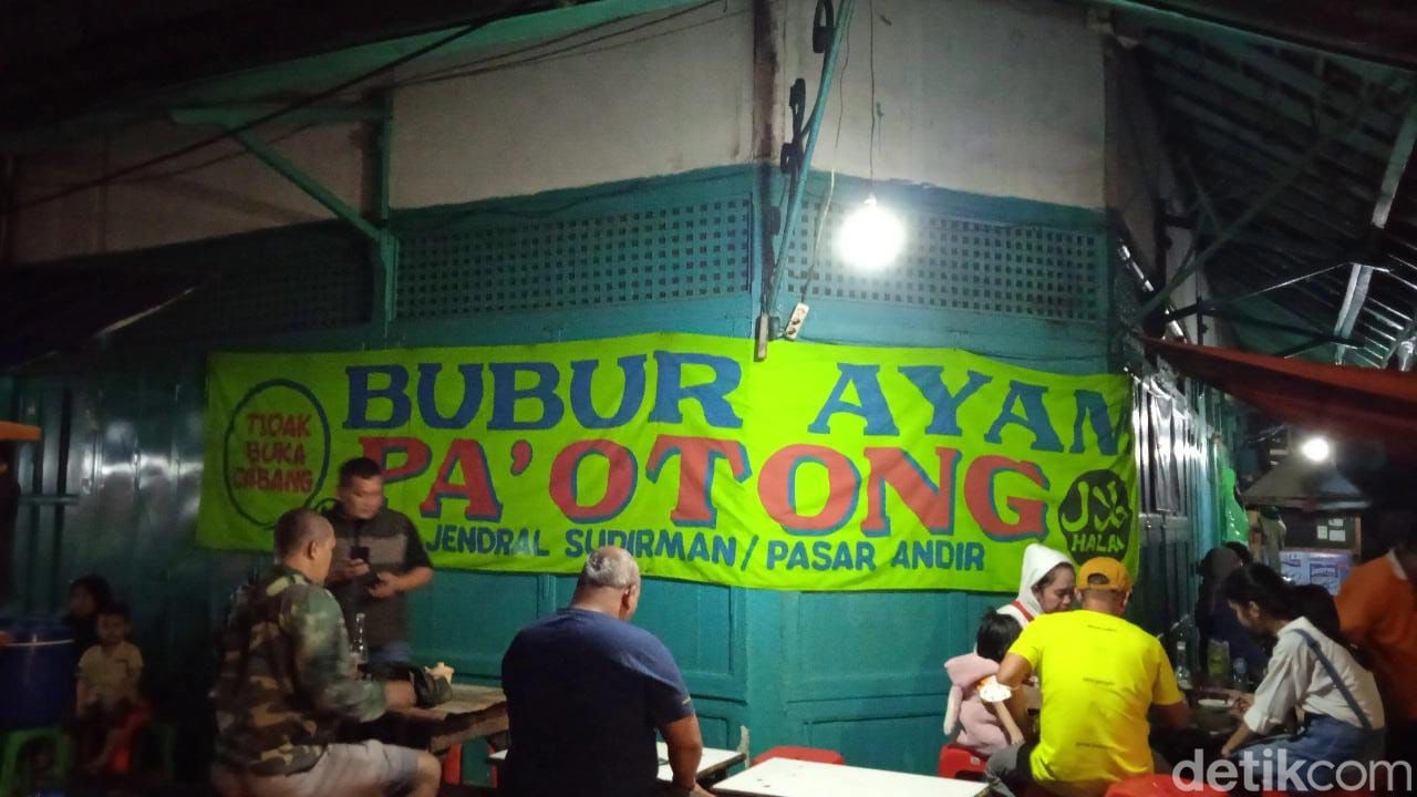 Nikmatnya Bubur Legendaris  76 Tahun Langganan Ridwan Kamil