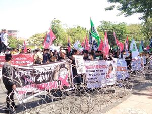 PMII Sebut Kritik Rocky Gerung Tak Bisa Dibalas Penjara