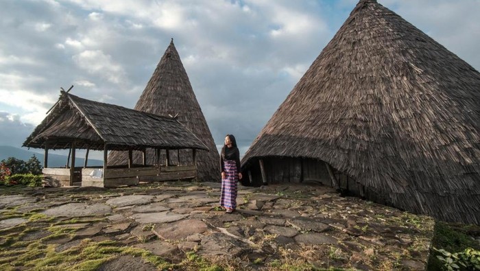 Desa Adat Todo, salah satu perkampungan tradisional di daratan Flores, Nusa Tenggara Timur (NTT). (Dok. Kemenparekraf)