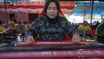 Melihat Festival Tenun Donggala