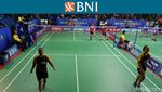 Foto: Sengit Sekali! Skor 21-19, 21-19 di Ganda Taruna Putri