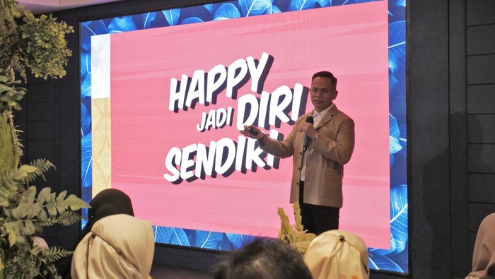 Klinik Estetika dr. Affandi gelar campaign #HappyJadiDiriSendiri. Mereka mengajak masyarakat sadar akan kebahagiaan dengan menjadi diri sendiri.