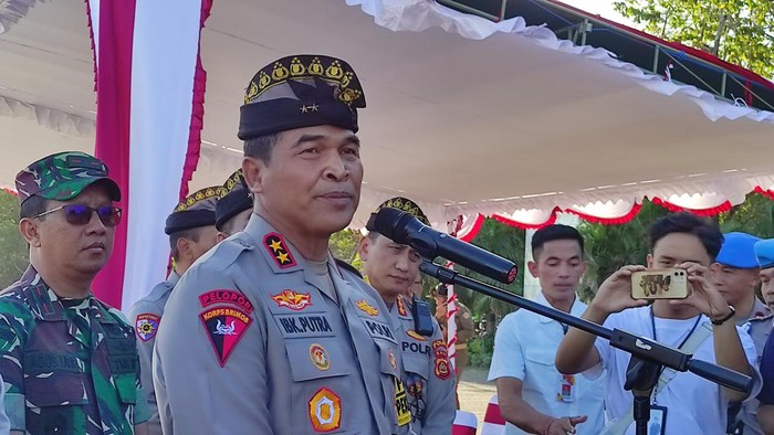 Kapolda Bali Irjen Ida Bagus Kade Putra Narendra seusai pelantikan Polisi Banjar di Lapangan Puputan Margarana Monumen Perjuangan Rakyat Bali Bajra Sandhi, Kamis (10/8/2023). (I Wayan Sui Suadnyana/detikBali)