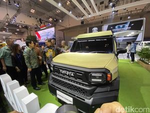 Kijang Rangga Mejeng di GIIAS 2023, Menko Airlangga sampai Penasaran