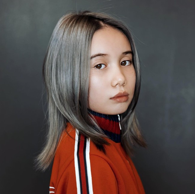 Rapper cilik telah Lil Tay membantah kabar bahwa dirinya meninggal. Sebelumnya beredar postingan yang menyebut influencer asal Kanada tersebut tewas secara tragis di usia 14 tahun.Dalam pernyataan terbaru, Lil Tay diduga masih hidup dan dalam keadaan aman. Sedangkan unggahan sebelumnya yang ramai beredar adalah karena Instagram-nya diretas.Foto: dok. Instagram @liltay