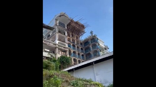 Lokasi proyek vila bodong diduga dibangun di sempadan tebing di Pecatu, Badung. (IST)