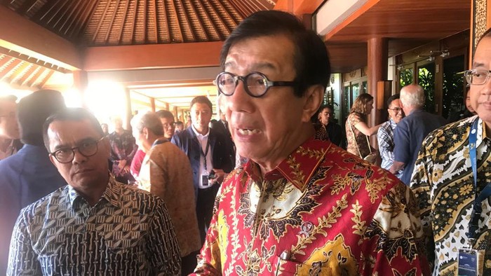 Menteri Hukum dan HAM Yasonna H. Laoly seusai menghadiri acara “Government & Business Forum/Tech Forum 2023” di Sanur, Denpasar, Kamis (10/8/2023).