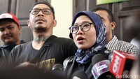 Mario Dandy didakwa melakukan penganiayaan berat berencana terhadap David Ozora. Jaksa mengatakan perbuatan Mario dilakukan bersama Shane Lukas Rotua Pangondian Lumbantoruan alias Shane (19) dan anak berinisial AG (15). AG telah divonis bersalah dan dihukum 3,5 tahun penjara.  