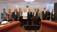 Lebih lanjut Wan menambahkan, pertemuan menteri ekonomi ASEAN Economic Minister (AEM) yang diselenggarakan bulan ini di Semarang, juga dapat menjadi kesempatan bagus untuk membawa isu harga karet ini.