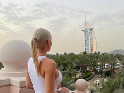 Gaya Istri Miliuner Pamer Kemewahan Sebagai IRT Dubai, Jadi Kontroversi