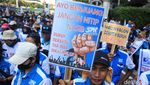 Potret Buruh Kuasai Jalan Thamrin