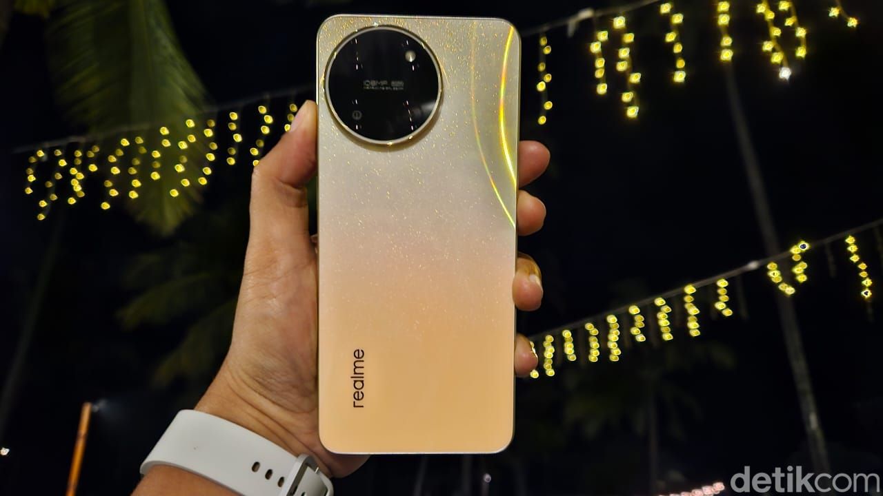 Realme 11