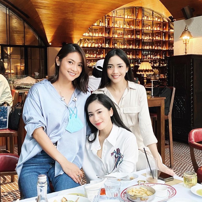 Ririn Dwi Ariyanti Ririn Dwi Ariyanti