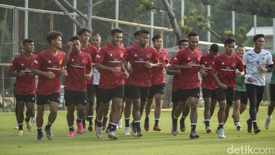 Semringah Timnas Indonesia U-23 Jalani Latihan Perdana