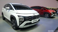 Mobil berkarakter crossover ini bakal menjadi penantang bagi Hyundai Xpander Cross, Suzuki XL7, dan juga Honda BR-V.