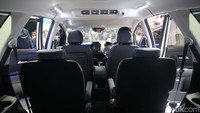 Bicara fitur, Hyundai Stargazer X dibekali sejumlah fitur canggih, seperti Hyundai Smart Sense, Electronic Parking Brake, Tyre Pressure Monitoring System, Forward Parking Distance Warning. Lalu ada juga fitur canggih Hyundai BlueLink untuk menghubungkan smartphone dengan mobil.
