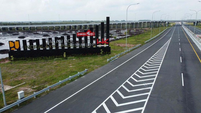 Jalan Tol Indralaya-Prabumulih sepanjang 64,5 Km segera dioperasikan. Dengan tol ini, Palembang menuju Prabumulih bisa ditempuh dalam waktu 1 jam.