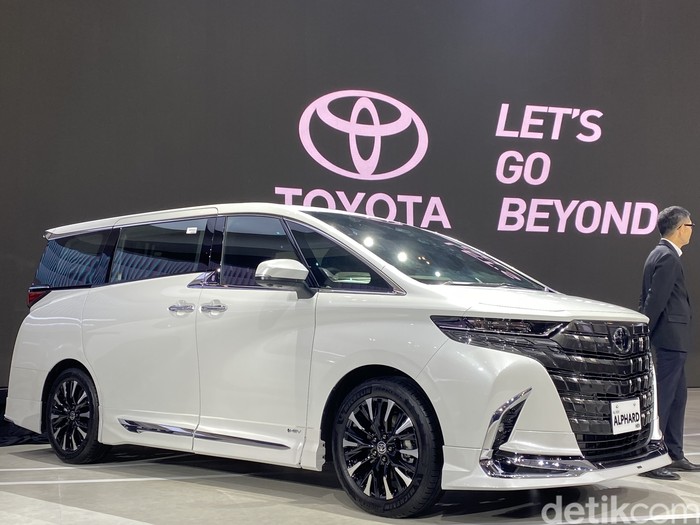 Toyota Alphard Terbaru 2023