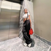 Selama kalian operasi pakai duit sendiri, bukan maling, klepto, maling duit orang. operasi aja say, ucap Nikita Mirzani di Instagram pada video yang diunggah akun @gemoy95246. Foto: dok. Instagram Nikita Mirzani