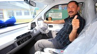 Pemberian hadiah ini sebagai bentuk komitmen JOTUN untuk selalu memberikan keuntungan yang terbaik bagi para pelanggannya.  