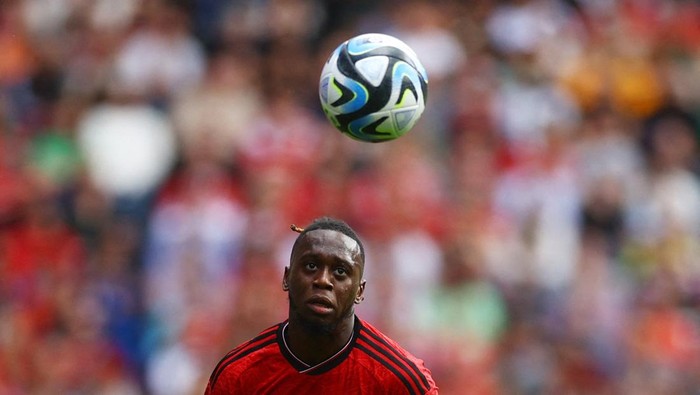 Soccer Football - Pre Season Friendly - Manchester United v Olympique Lyonnais - Murrayfield Stadium, Edinburgh, Scotland, Britain - July 19, 2023 Manchester Uniteds Aaron Wan-Bissaka in action Action Images via Reuters/Lee Smith