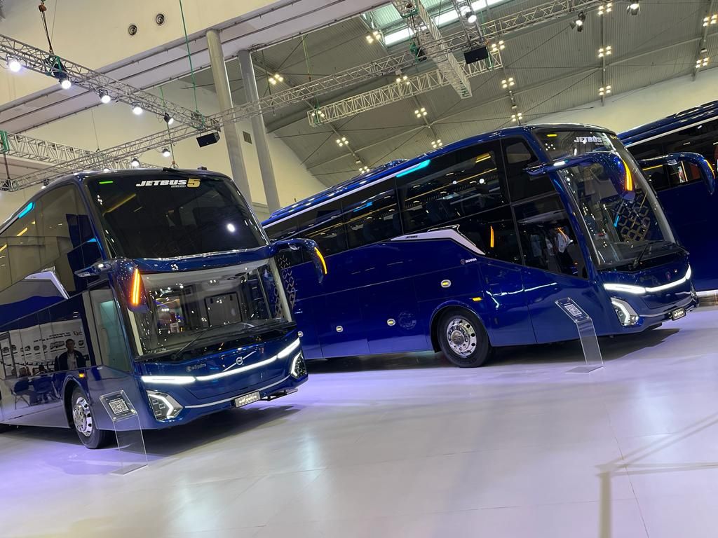 Adiputro Jetbus 5 meluncur di arena GIIAS 2023 (11/8/2023)