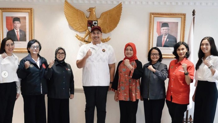 Angela Gilsha Angela Gilsha dalam media sosial miliknya.