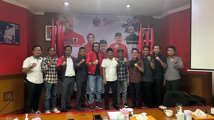 Anggota HMI ke PDIP Jabar