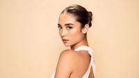 Asha mengaku sudah punya penghasilan ketika duduk di bangku sekolah karena aktif di dunia modeling (Foto: dok Instagram)