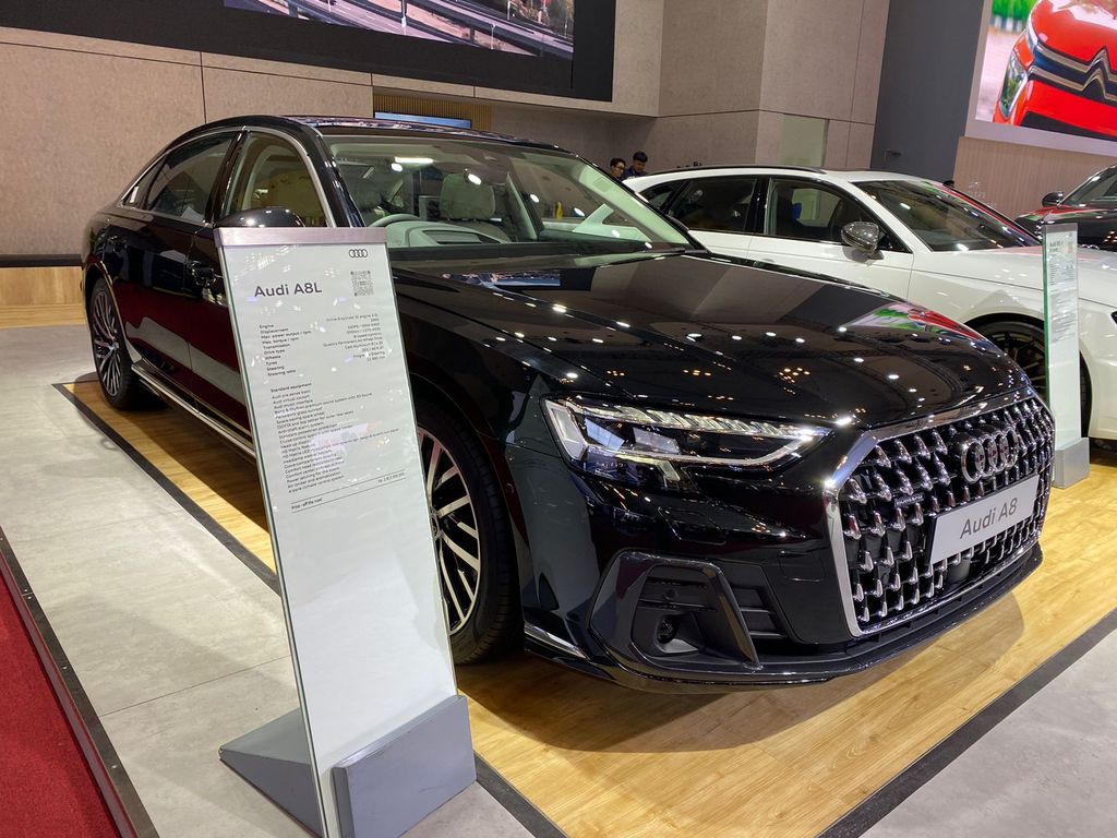 Audi A8L
