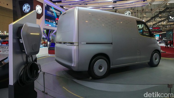 Daihatsu Perkenalkan Vizion-F di GIIAS 2023 Daihatsu Perkenalkan Vizion-F di GIIAS 2023