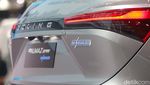 Detikers, Sudah Bisa Pesan Wuling Almaz Hybrid di GIIAS Lho