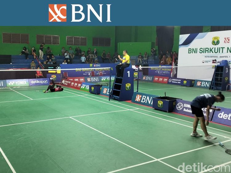 Foto: Partai Dramatis Erghya Vs Zahra di BNI Sirnas Banten Hari Kelima