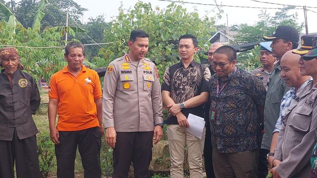 Kapolresta Bogor Kota Kombes Bismo Teguh menyambangi warga Cikaret