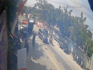 Pikap Tabrak Truk, Motor dan Bentor di Bojonegoro, Satu Orang Tewas
