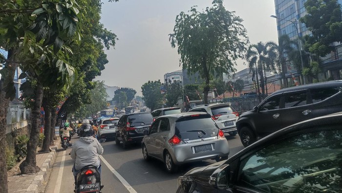 Macet parah di Mampang Prapatan (Wildan/detikcom)