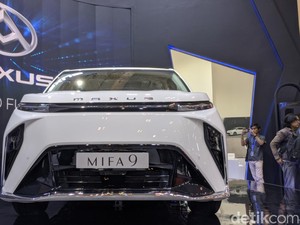 Toyota Tanggapi Mobil China Makin Banyak di RI, Ancaman tapi...