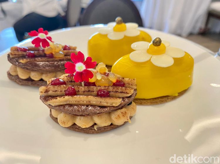 Ketika Teh Ceylon Premium Berpadu dengan Kue Cantik untuk High Tea