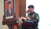 Ketua Umum DPP HIPAKAD, Hariara Tambunan mengatakan pentingnya sinergitas dengan pemerintah demi menciptakan suasana yang aman dan kondusif di Negara Kesatuan Republik Indonesia.    