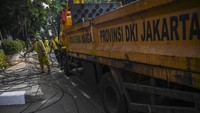 Selain itu sebagai respons atas kasus pengendara motor yang menjadi korban kabel menjuntai.