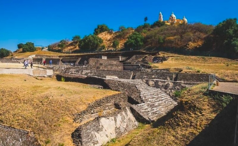 Piramida di berbagai negara