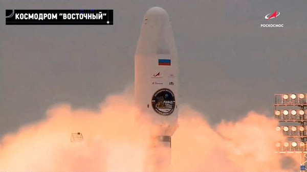 Potret Luna-25 Rusia Meluncur ke Bulan