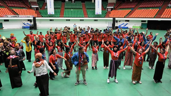 Potret Pentas Seni Kontingen Indonesia di Jambore Pramuka Dunia Korea Selatan