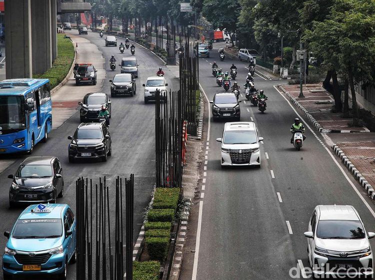 Melihat Saksi Bisu Gagalnya Proyek Monorel Jakarta